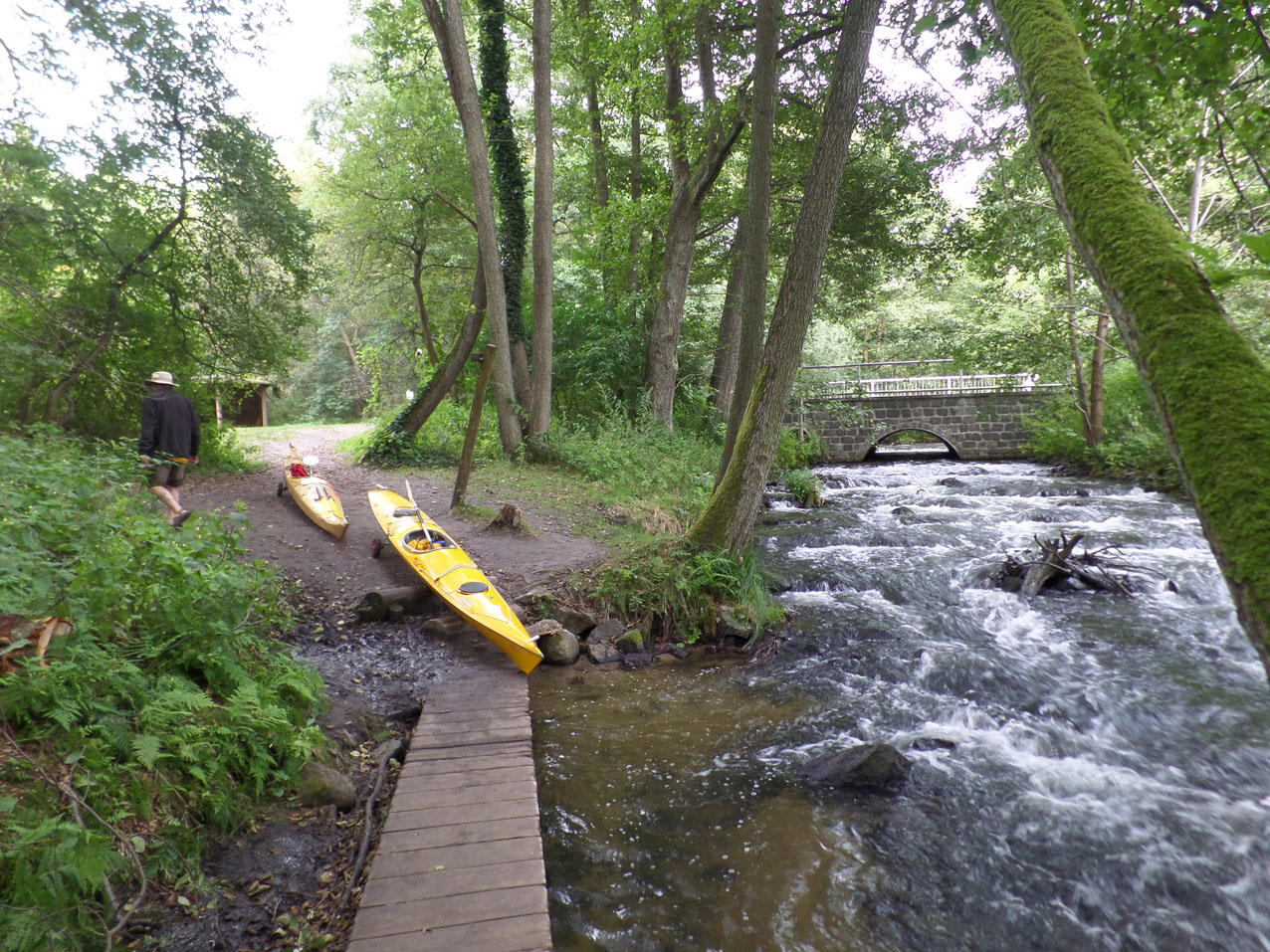 Instapplaats na de "Rohrbrücke"